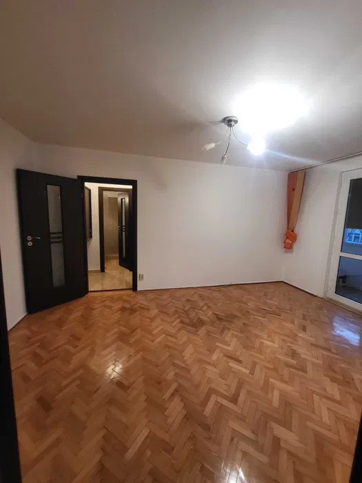 Apartament 2 camere - semidecomandat -Titan
