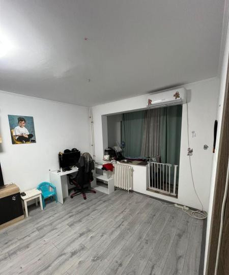 Apartament 2 camere - decomandat - Bulevardul 1 Decembrie