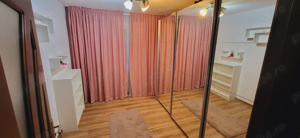 Apartament 4 camere - decomandat - Titan 