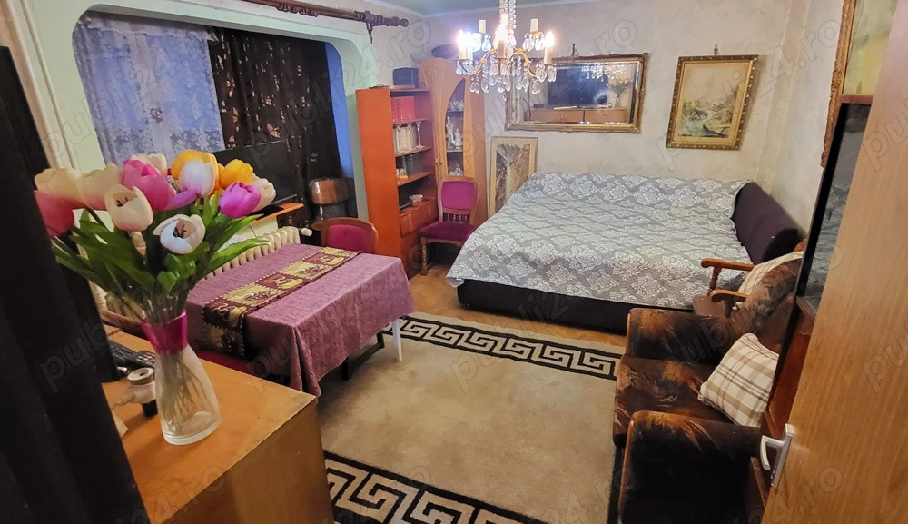 Apartament 4 camere - decomandat - Titan 