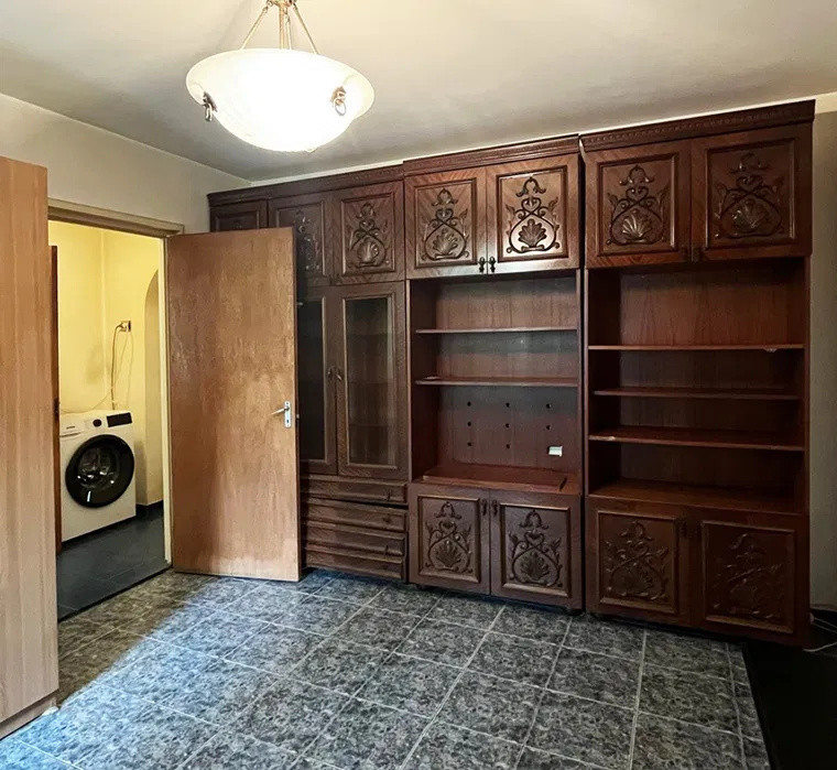 Apartament-3-camere-DECOMANDAT-IZVORUL-OLTULUI-STRAND-BERCENI