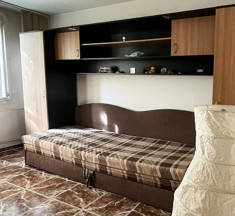 Apartament-3-camere-DECOMANDAT-IZVORUL-OLTULUI-STRAND-BERCENI
