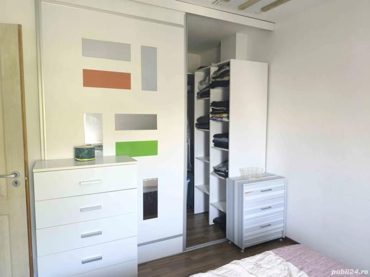 Apartament - 2 camere - semidecomandat - Vitan 