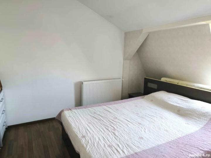 Apartament - 2 camere - semidecomandat - Vitan 