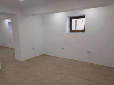 Apartament 3 camere - PRETABIL BIROU/LOCUIT - zona COTROCENI