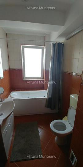 Apartament - 3 camere - decomandat - Stefan Cel Mare 