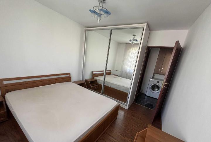 Apartament - 2 camere - decomandat - Mihai Bravu