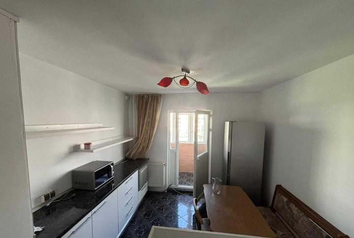 Apartament - 2 camere - decomandat - Mihai Bravu