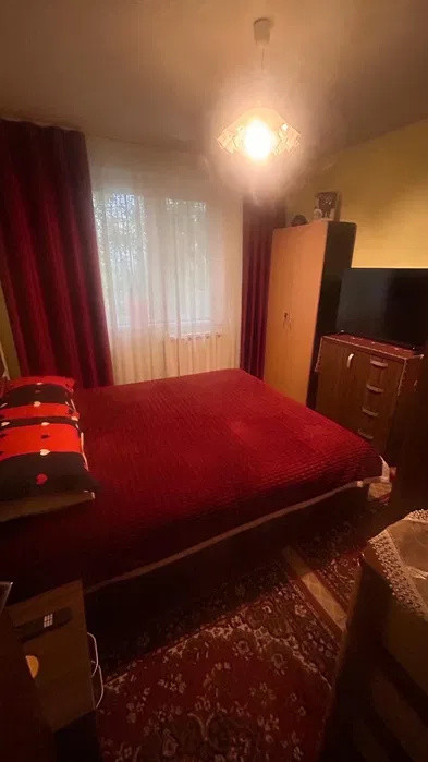 Apartament - 3 camere - decomandat - Colentina 