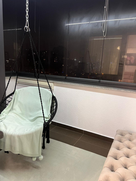 Apartament - 2 camere - decomandat - MIhai Bravu 