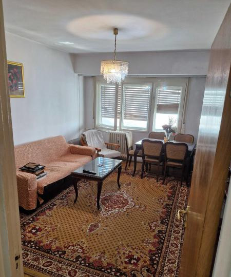 Apartament - 3 camere - decomandat - Ion Mihalache 