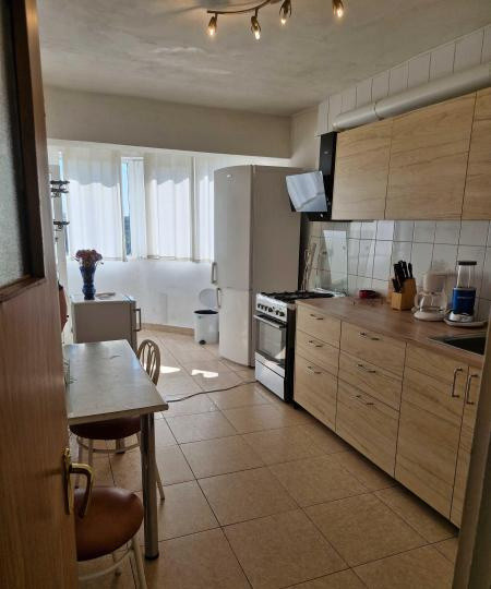Apartament - 3 camere - decomandat - Ion Mihalache 