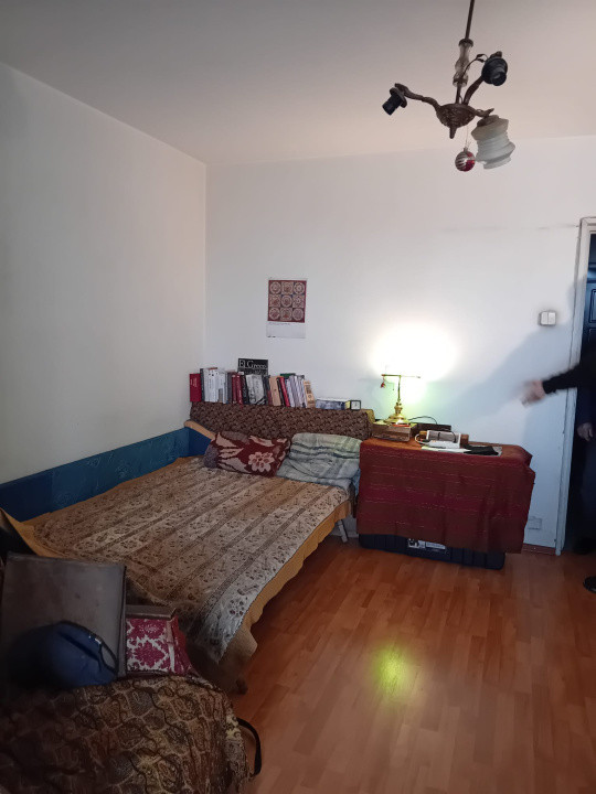 Garsoniera-Mihai Bravu-COLEGIUL-IULIA-HASDEU