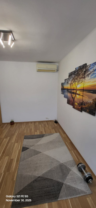 Apartament - 3 camere - semidecomandat - Iancului