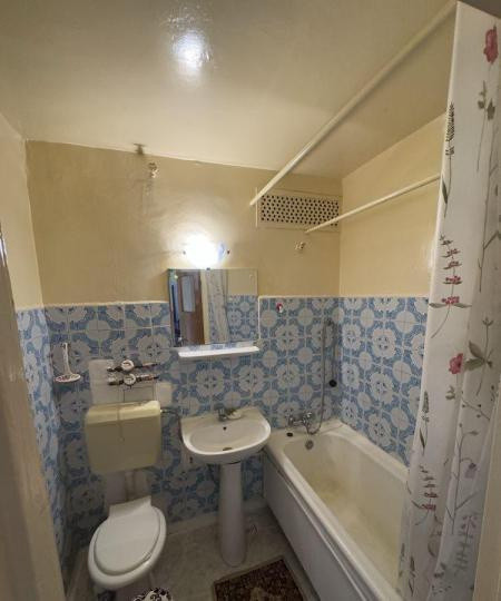 Apartament - 3 camere - semidecomandat - NIcolae Grigorescu 