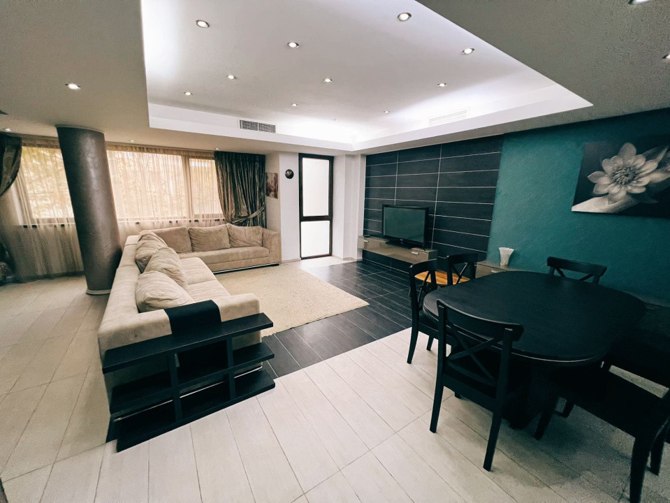 Apartament - 3 camere - decomandat - Calea Mosilor 