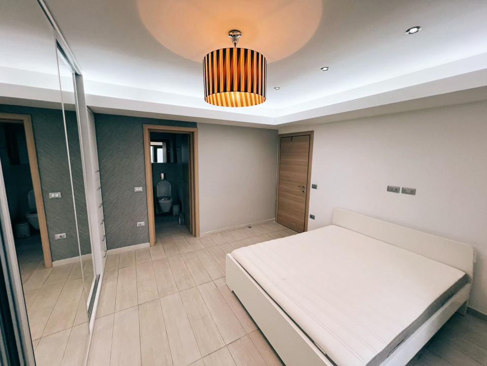 Apartament - 3 camere - decomandat - Calea Mosilor 