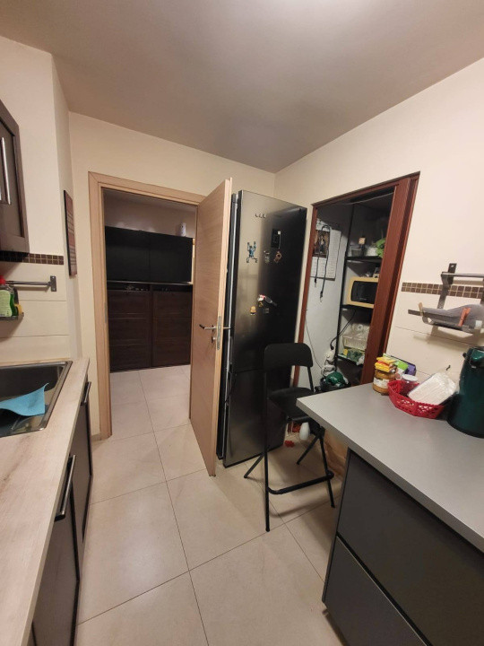 Apartament-3-camere-Hol-H-BRANCOVEANU-ORASELUL-COPIILOR