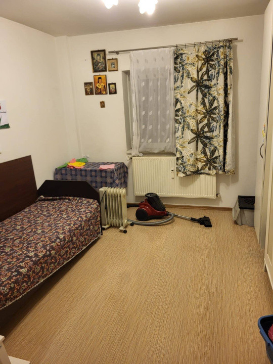 Apartament-3-camere-Hol-H-BRANCOVEANU-ORASELUL-COPIILOR