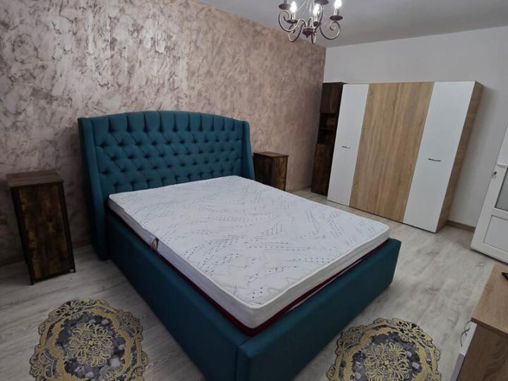 Apartament - 2 camere - semidecomandat - Theodor Pallady 