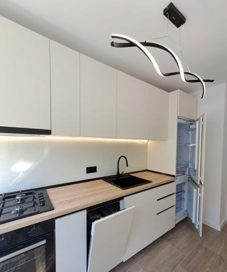 Apartament - 3 camere - semidecomandat - Obor 