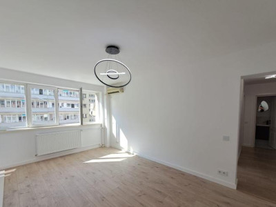 Apartament - 3 camere - semidecomandat - Obor 