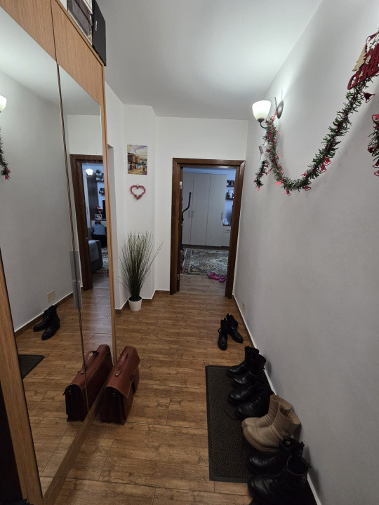 Apartament 2 camere decomandat metrou Brancoveanu- centrala propie