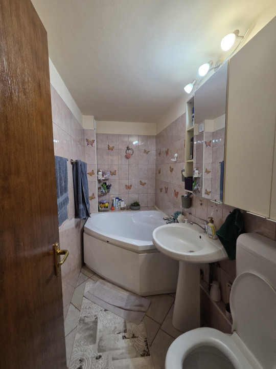 Apartament 2 camere decomandat metrou Brancoveanu- centrala propie