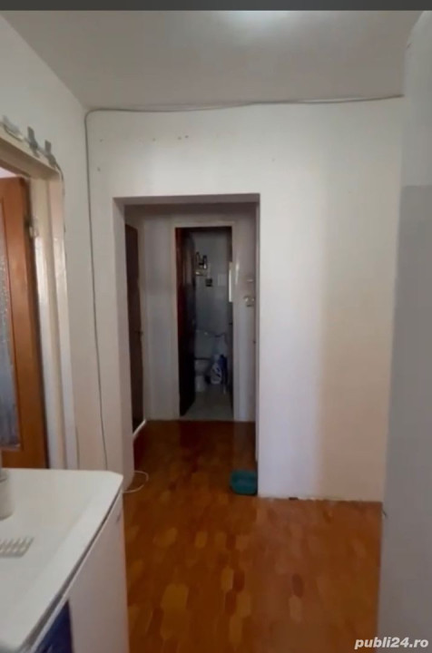 Apartament 2 camere decomandat etaj 6/10 zona Titan