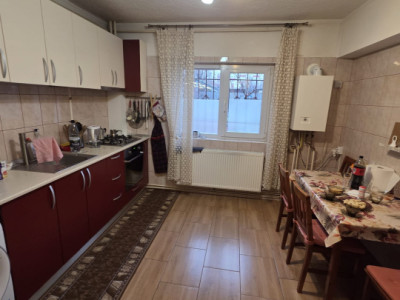 Apartament 2 camere decomandat metrou Brancoveanu- centrala propie