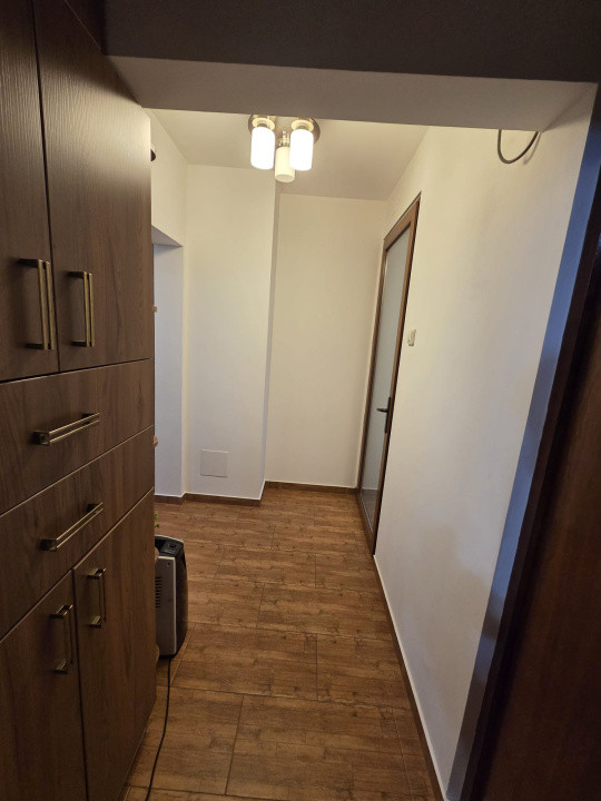 Apartament 2 camere decomandat metrou Brancoveanu- centrala propie