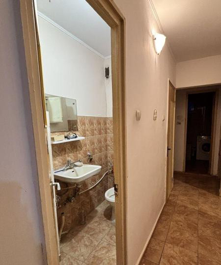Apartament - 3 camere - decomandat - Iancului 