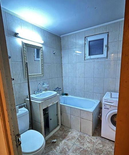 Apartament - 3 camere - decomandat - Iancului 