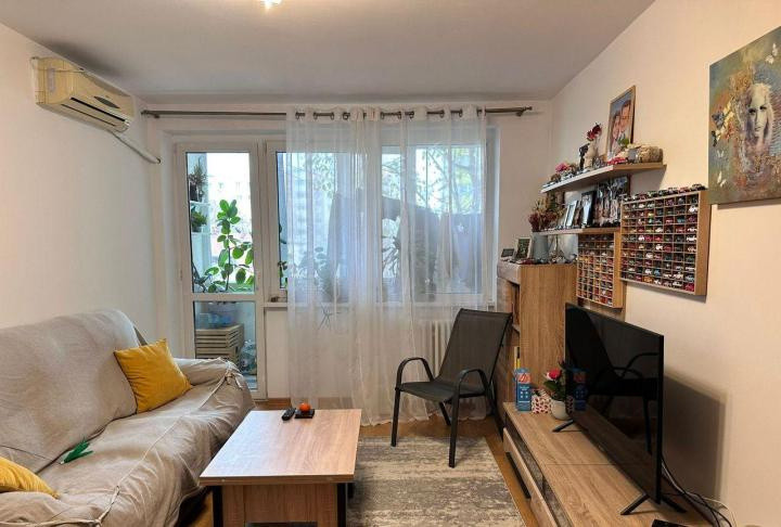 Apartament - 3 camere - decomandat - Obor 