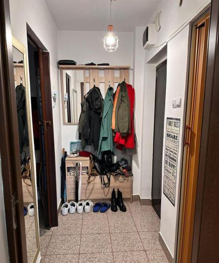 Apartament - 3 camere - decomandat - Obor 