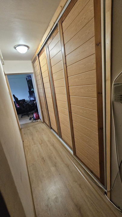 Apartament 2 camere transformat in 3 -centrala proprie-zona Politehnica