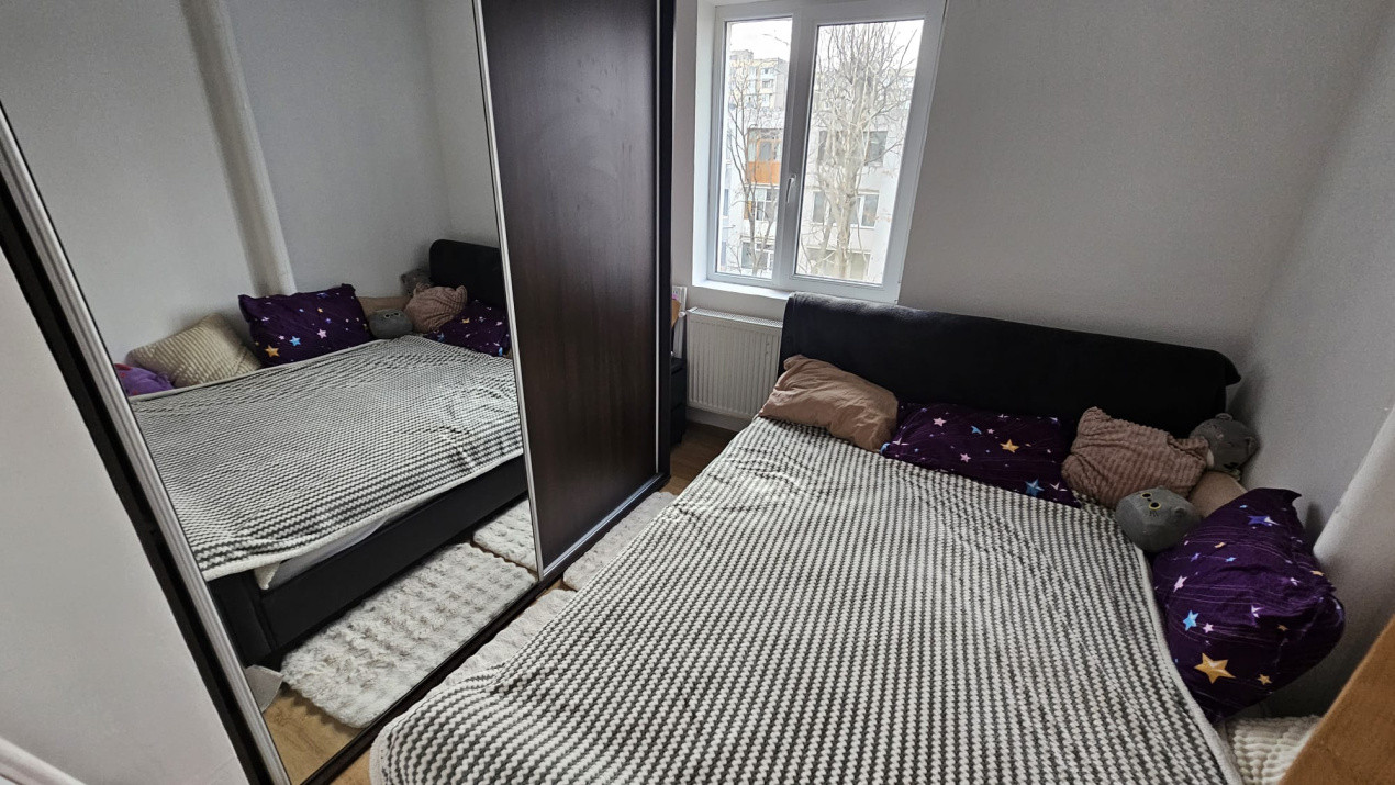 Apartament 2 camere transformat in 3 -centrala proprie-zona Politehnica