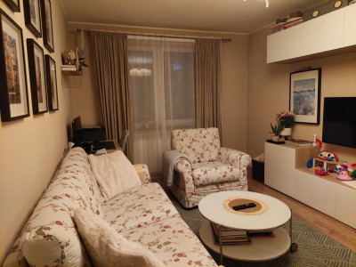 Apartament 2 camere decomandat Aparatorii Patriei