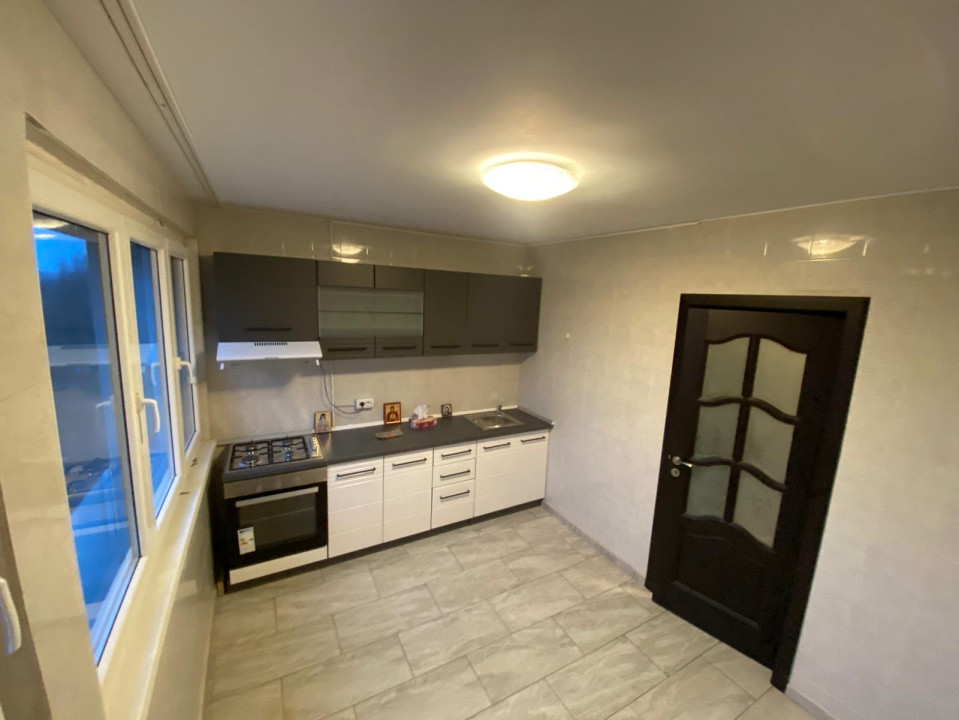 Apartament 3 camere Vis-A-Vis Pac I.O.R