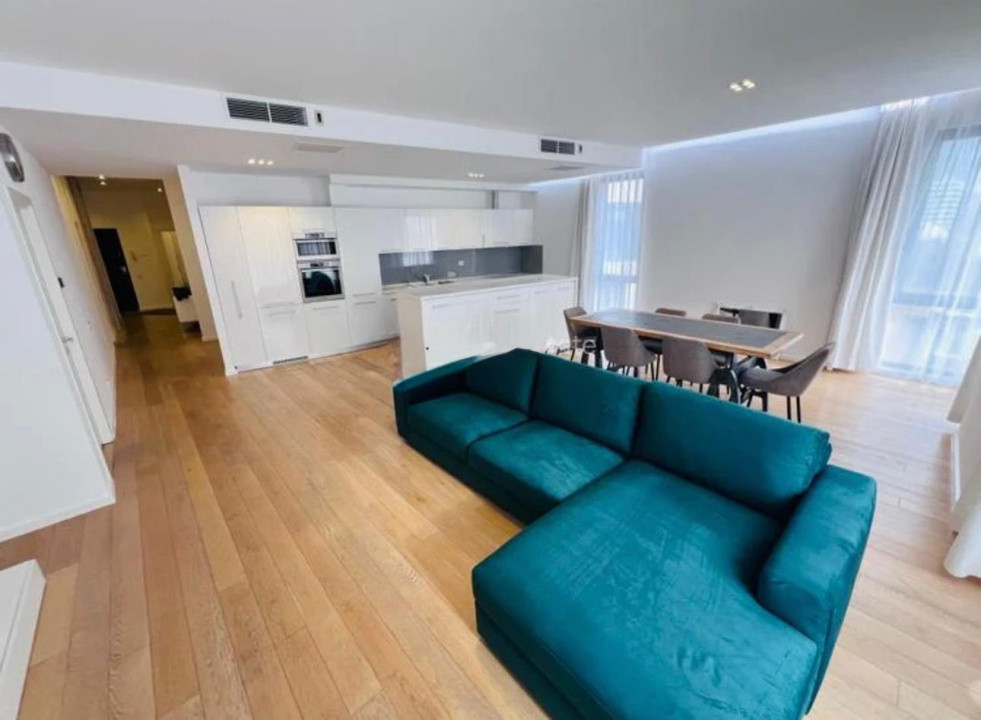 Apartament premium- Lacul Herăstrău – 4 dormitoare, balcon cu vedere la lac