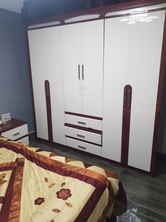 APARTAMENT 2 CAMERE - CURTE COMUNA - MOSILOR