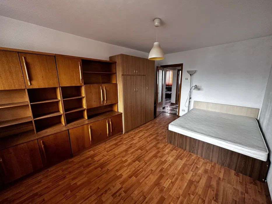 Apartament 3 Camere -Decomandat- Metrou 1 Decembrie 1918