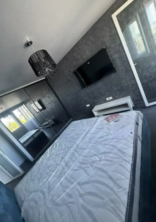 Apartament 2 camere decomandat Eroii Revolutiei/Sura Mare