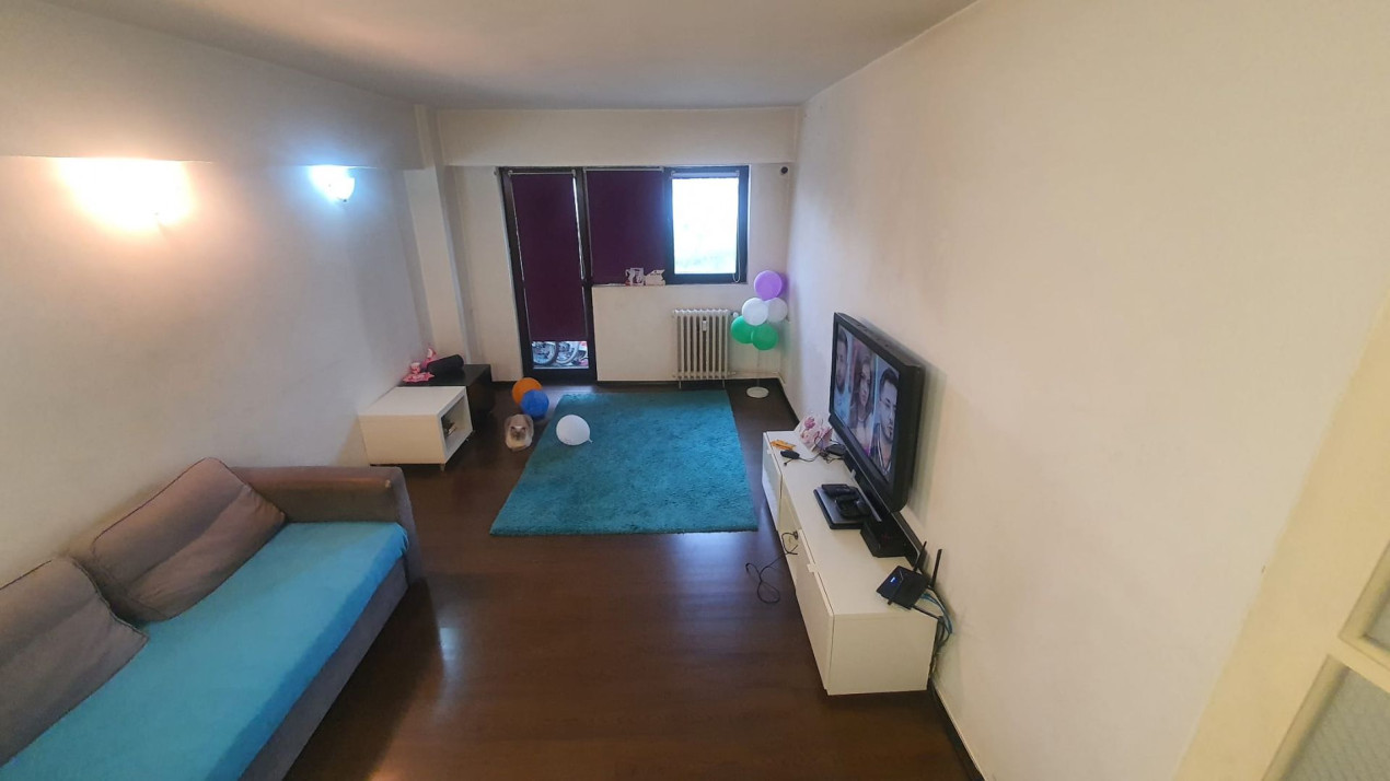 Apartament 4 camere - 3 balcoane - Alexandru Obregia