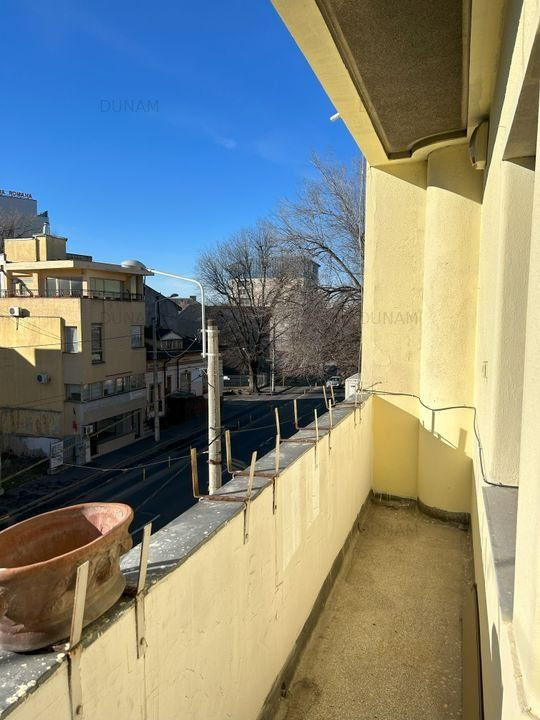 Apartament 3 Camere in Vila -Curte/Garaj  - Bulevardul Dacia