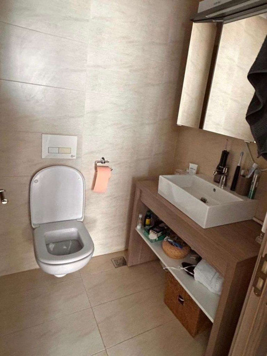 Apartament 3 camere decomandat - complet mobilat-zona Panduri