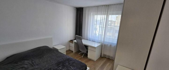 Apartament - 2 camere - semidecomandat - Titan 