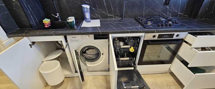 Apartament - 2 camere - semidecomandat - Titan 