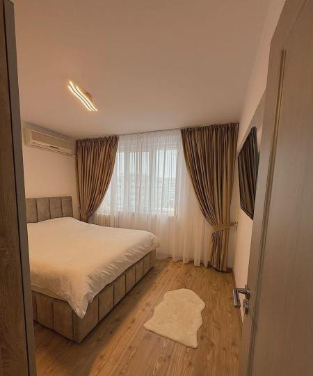 Apartament - 2 camere - semidecomandat - Mihai Bravu 