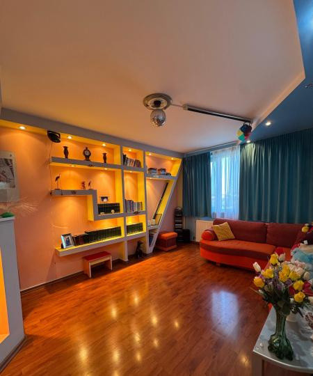 APARTAMENT 3 CAMERE RAhova/ Ocazie